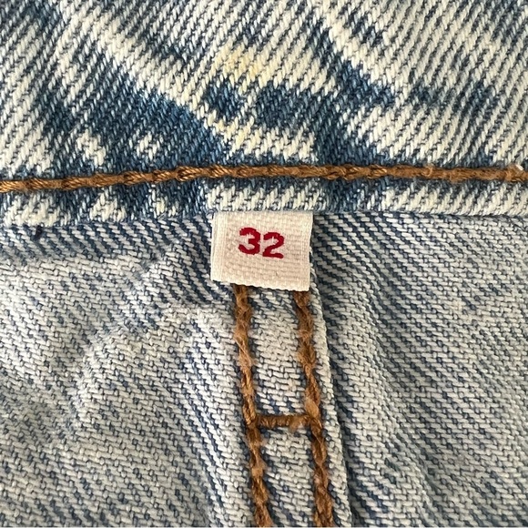 Levi’s Red Tab Light Wash Denim Jean Skirt Size 32 - Picture 7 of 8